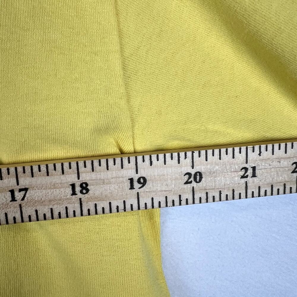 Vintage Port and Company‎ L Yellow Minion y2K Streetwear Grunge T shirt - Picture 7 of 8